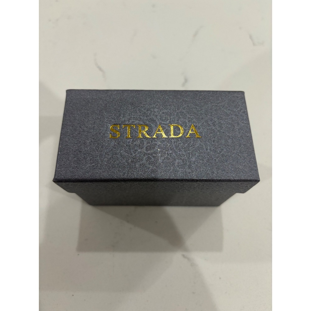 Strada Womens Quartz Watch Gold Tone Green Four Leaf Clover Floral Dial New Box - Picture 3 of 4
